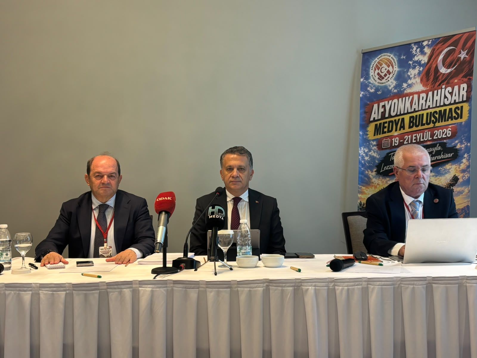 Küresel Gazeteciler Konseyi (KGK), Afyonkarahisar Bildirgesini Açıkladı: Yerel Medyaya Güçlü Destek