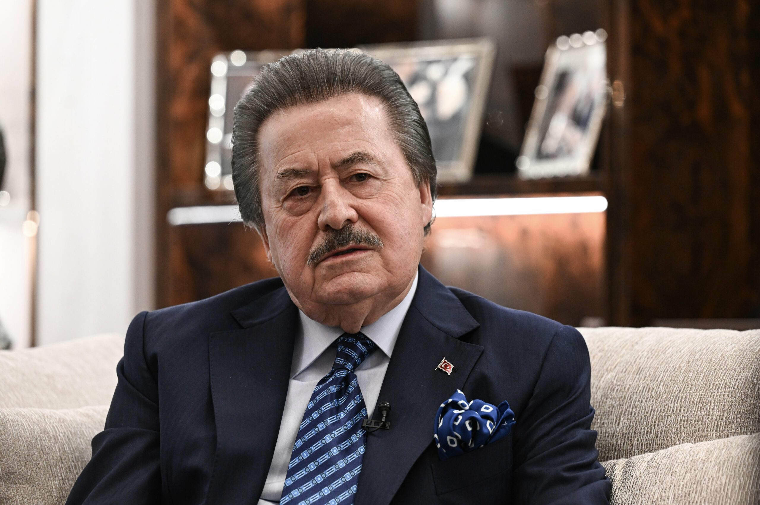 Eski Devlet Bakanı ve iş insanı Cavit Çağlar, Rusya ile Uçak Krizinin Perde Arkasını Anlattı