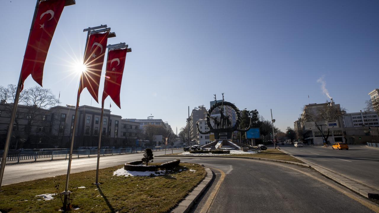 Ankara Valiliği'nce, 7-8 Temmuz'da düzenlenecek 36. NATO Zirvesi kapsamında, bazı etkinlikler yasaklandı