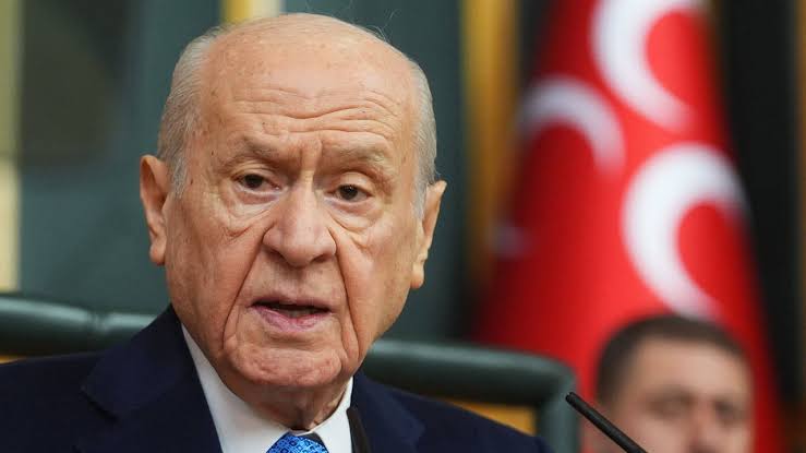 MHP Genel Başkanı Devlet Bahçeli, 30 Ağustos Zafer Bayramı dolayısıyla mesaj yayımladı...Bu vatan üzerinde son söz Türk milletinindir