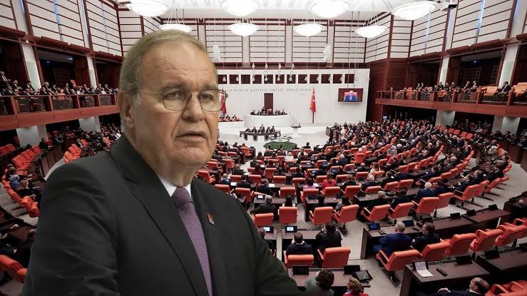 İzmir’den Gazeteci-Yazar Gül KABACAOĞLU yazdı: CHP’nin Grup Başkanı Faik Öztrak   