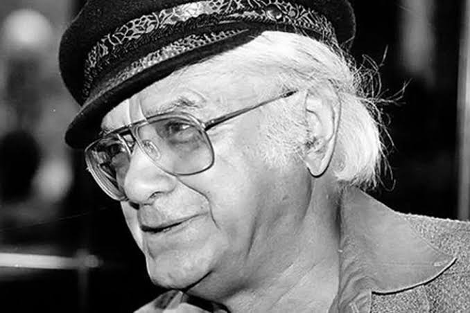 (TÜHA) Türkuaz Haber Ajansı, (http://www.turkuazhaberajansi.com); Eğitimci-Yazar İsmail ÖZCAN: 21. Ölüm Yılında Attila İlhan ve Nam-ı Diğer Kaptan...
