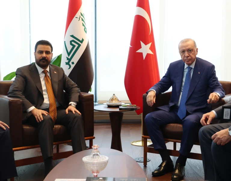 Prof. Dr. Nebi MİŞ: Irak bugünlerde tarihî bir dönemden geçiyor. ABD, 25 yılın ardından Irak'tan çekiliyor.