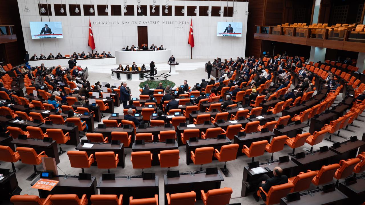 TBMM Genel Kurulu, haftalık çalışmalarına yoğun gündemle Salı günü toplanacak