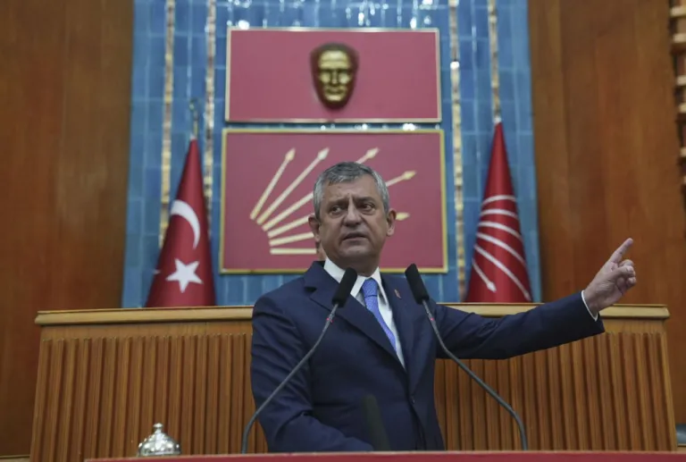 Prof. Dr. Nebi MİŞ: Toplumsal Muhalefetin Kanaat Üreticileri Sorunu
