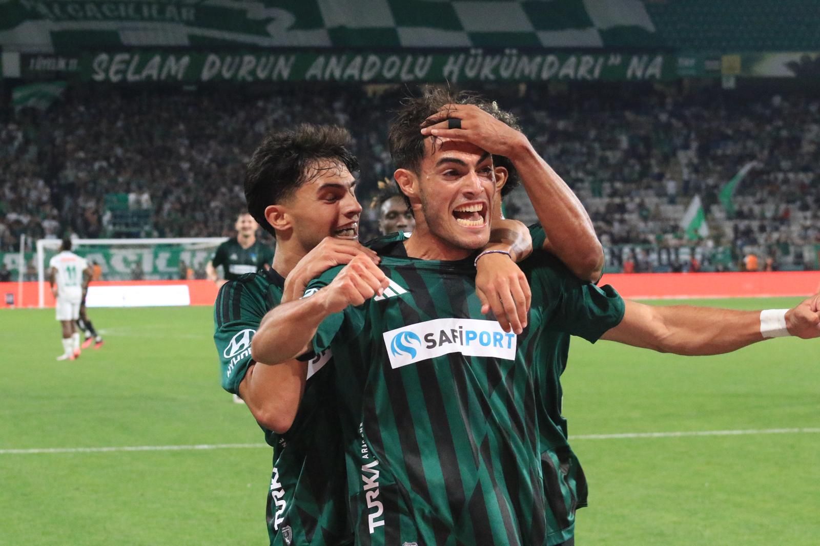 Kocaelispor’dan Konya’da Muhteşem Geri Dönüş! Körfez ekibi ikinci yarıda coştu, zorlu deplasmandan 3 puanla döndü