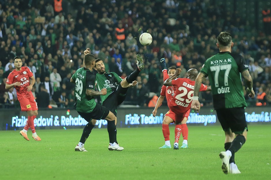 Beşiktaş'tan Gaziantep FK maçı için 29 Ekim Cumhuriyet Bayramı'na özel  bilet fiyatı! - Son dakika